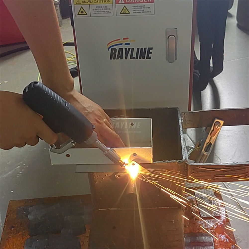 New Style Mini Portable Handhe - Industrial Laser Welding Machine Hand Held recension och pris